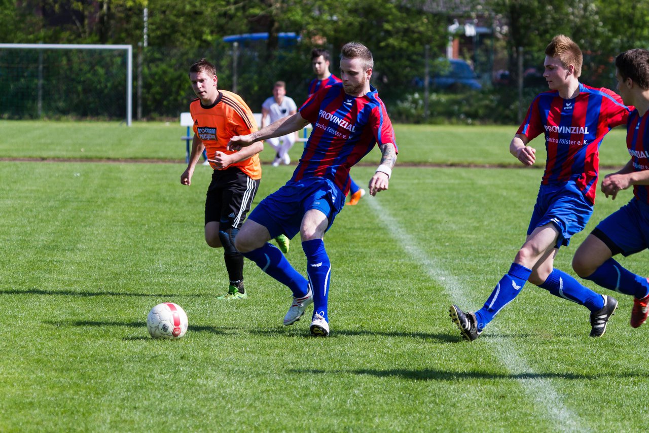 Bild 102 - Herren FSG BraWie 08 - TSV Ntzen : Ergebnis: 1:2